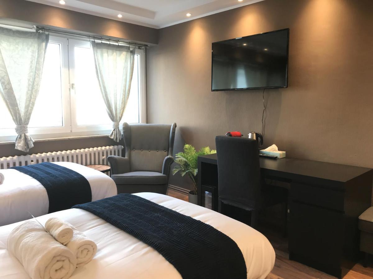 Mike's Four Homestay *