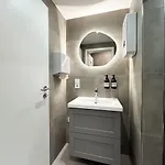 Mike's Four Privatunterkunft